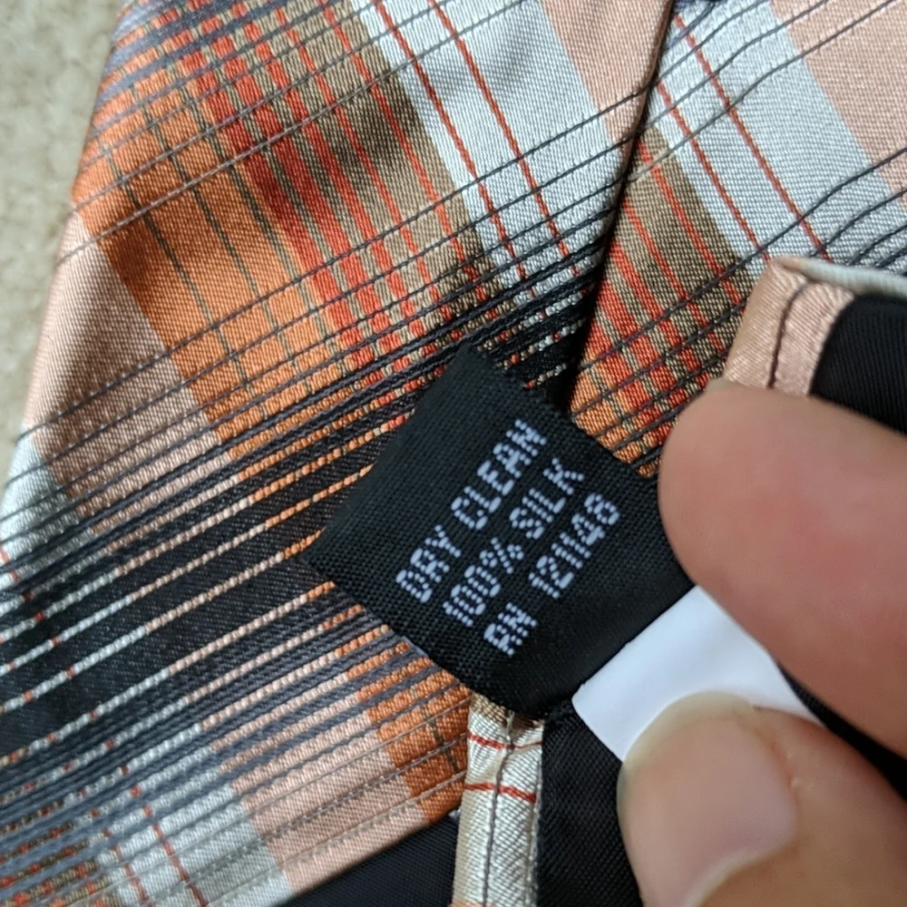 Van Heusen 100% Silk Tie